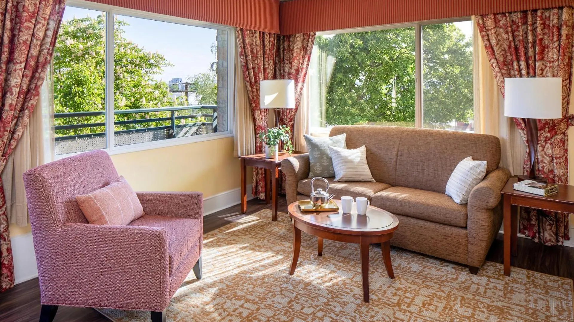 Park Lane Suites & Inn Portland