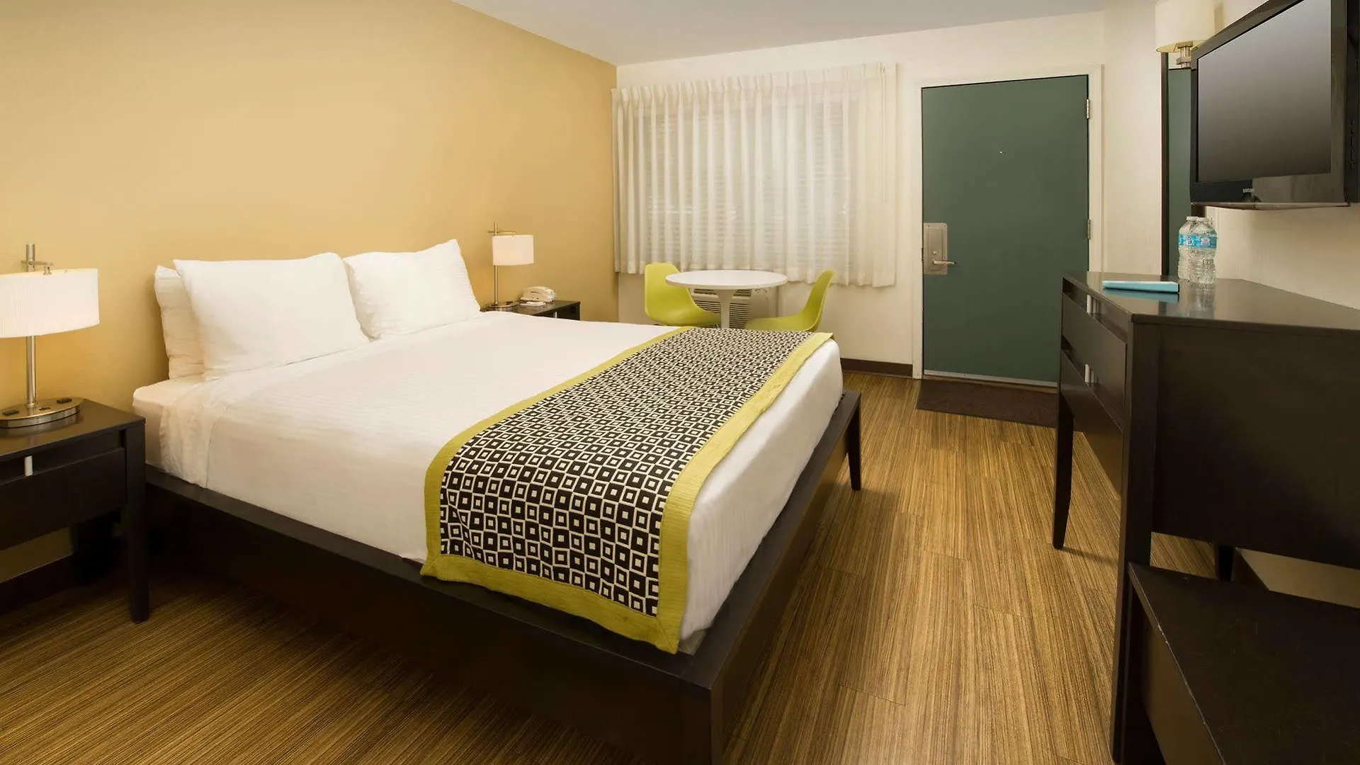 Park Lane Suites & Inn Portland Hotel