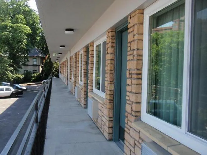 Park Lane Suites & Inn Portland