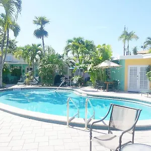Alexander Palms Court - No Hidden Fees! Maison d'hôtes Key West