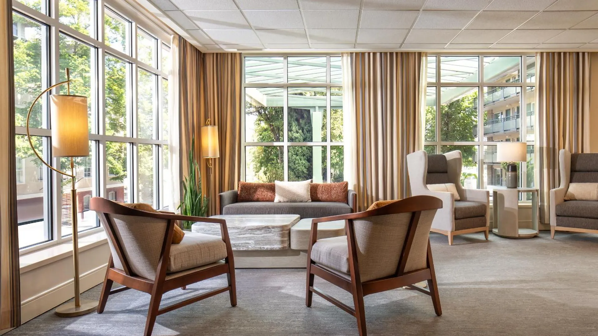 Park Lane Suites & Inn Portland